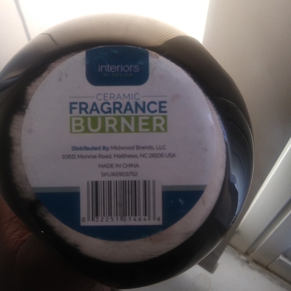 Ceramic Fragrance Burner. - Picture 3 of 3